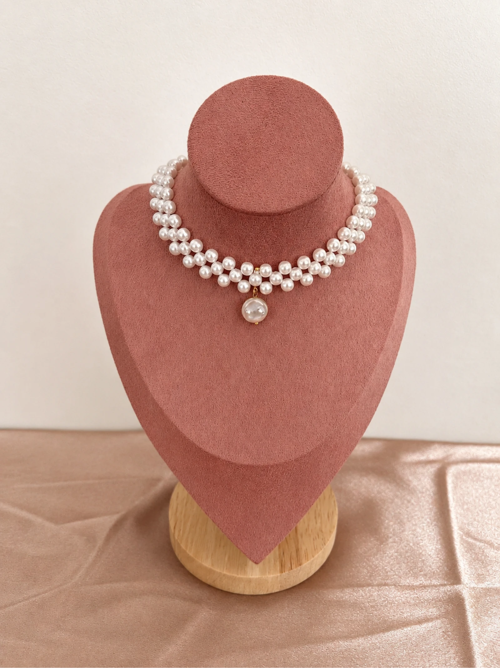 Elegante parelchoker – photo 3